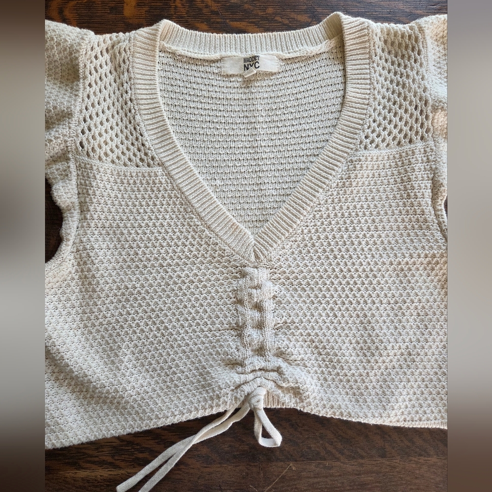 Madden NYC Short Sleeved Sweater Size XXL